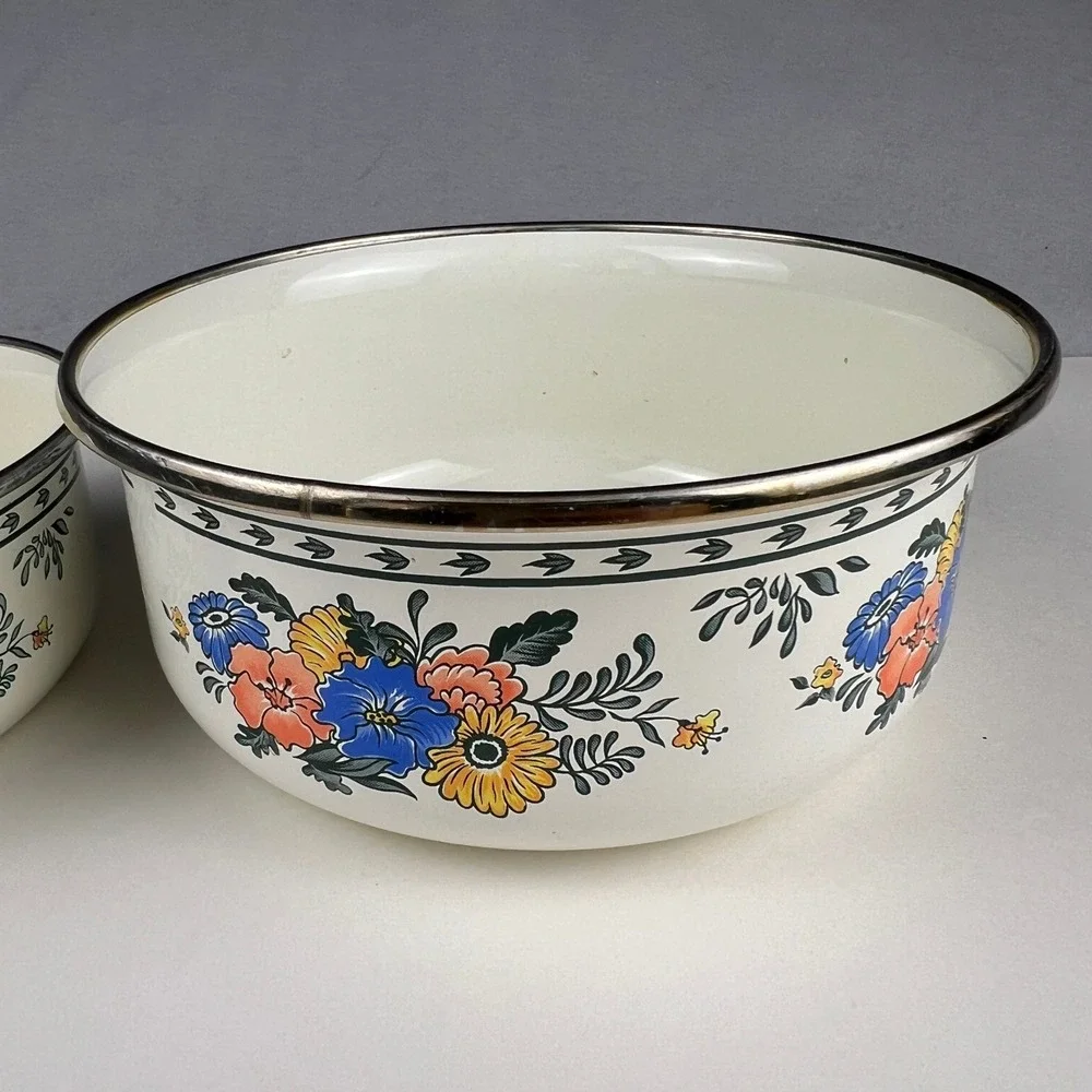 VTG Bowls M.‎ Kamenstein Enamel Set of 2 Floral 1982 Kitchenware Grandamcore